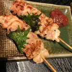 炭火串焼 シロマル - (料理)せせりのしそ巻き