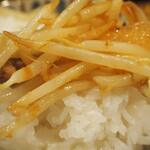 卓 - 豚もやし炒め、ごはん