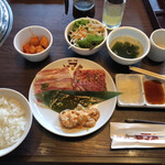 焼肉・冷麺ヤマト 一関店 - ランチのセットメニュー