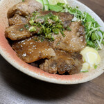 おさかないっぱい 福 - まぐろほほ肉ステーキ丼（テイクアウト）