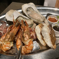 COLONIAL BEACH 横浜ハンマーヘッド - 