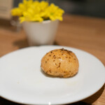 ARMONICO - 自家製パン　2種類目がすごく好き♡