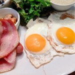 ベーカリー&レストラン 沢村 - 