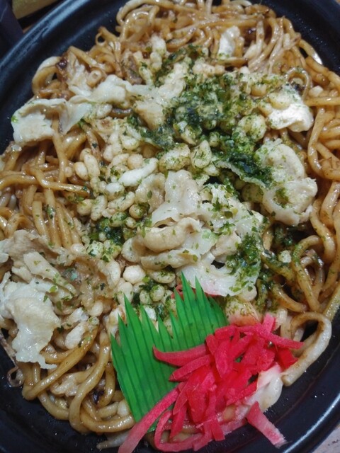 もぐもぐ黒獅子亭&おにぎりのひらきや店 - 長井（焼きそば）の写真