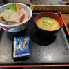 はな家 - 料理写真:数量限定の海鮮丼 税込600円