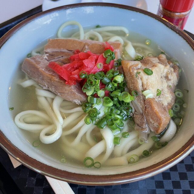 美ら海ハワイ ドライブインレストランハワイ - 本部町/食堂
