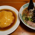 Chuukaryouri Retsugou - 小天津飯＋中華そば￥850。