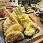 Yamaya Sengyoten Yahei - 全て野菜。茗荷やブロッコリーや赤大根が美味しかった