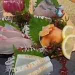 民謡島唄と沖縄料理ちぬまん 恩納サンセットモール名嘉真店 - 