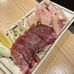 Tsukishima Monja Monrou - マグロの2種鉄板焼き