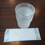 Daitakumon - お水とおしぼり