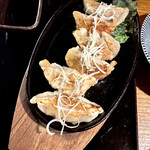 Ajiro - 鉄板焼き餃子