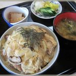 大鵬食堂 - カツ丼