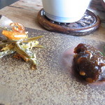 吟八亭 やざ和 - 