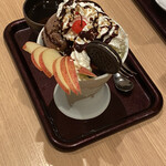Ikeshita Kafe Hanagoyomi - 友達が注文したチョコレートパフェ