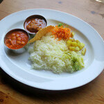 ポロシリカリー - 大きな器に美しく盛付け