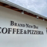 BRAND NEW DAY COFFEE - お店外観