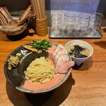 拉麺 成 - 
