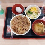 すき家 - 牛丼ランチセットの並(500円)