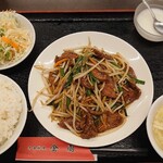 中国料理金雨 - ニラレバ定食＠¥800