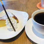 Bikes＆Music cafe Door - 