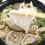 特急居酒屋 NHAU SIEU TOC - Bún lòng（内部ビーフン）※メニュー表記通り
