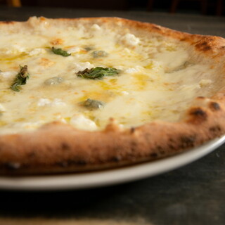 PIZZERIA Brown Blossom_1