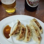 中華 丸八 - ビールと餃子