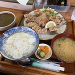 ふる里のけむり - からあげ定食（並6個）＋ちょいたしカレールー