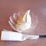 和食レストランとんでん - 北海道牛乳ソフト(誕生月サービス)