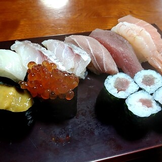 寿し割烹 美咲 _1