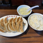 Oosaka Oushou - 餃子定食