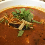 カリーライス専門店エチオピア - 水菜の緑が鮮やか