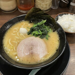 Kanamachi Shouten - ラーメン並（730円）＋ミニライス