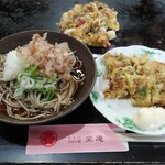 栄庵 - 越前おろしそば三昧ひと皿＆海鮮ミックスお好み焼き