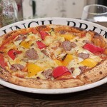 トリワイン ＰＩＫＯＳＨＨＨＵ - おまかせのピザ