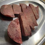 上野屋 - タン元¥1,200-