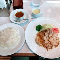 レストラン ケルン - ある日の週替わりランチ1200円にちょいがけカレー150円追加。