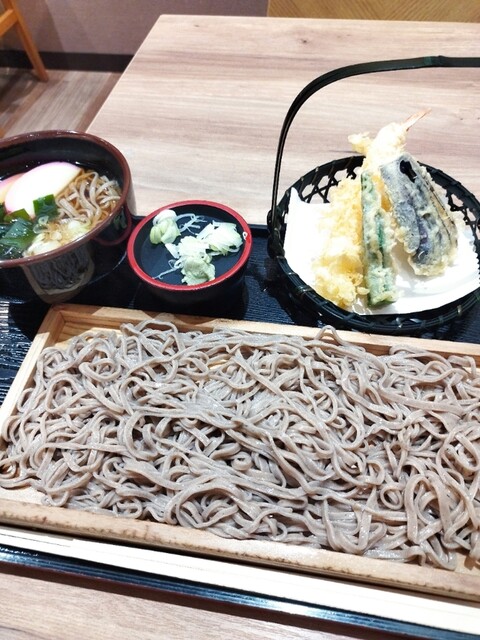 貞山庵（テイザンアン） - 国際センター（麺類）の写真