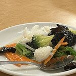 Junkaikaku - イカとブロッコリーの炒め
