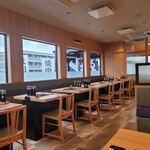 焼肉食堂やまと - 1人1台の無煙ロースターと少量注文を可能にする事で、
自分の好きな焼き加減、自分の好きなペースで、
においを気にすることなくあなただけの焼肉定食がお楽しみいただけます。