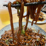 Tachinomi Dokoro Shin Tamon Shuzou - 福建麺‼️(マレーシア黒やきそば) 下手っぴなリフト(^-^; sorry