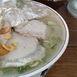 ふくちゃんラーメン - 右側はデフォのままで…(^q^)