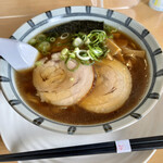 らぁ麺屋まるみ - 醤油らぁ麺 750円