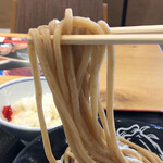 松戸富田麺桜 - 麺リフト。