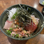 Isaribi - 海鮮丼