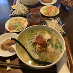 ベトナム家庭料理 QUAN AN TAM - 