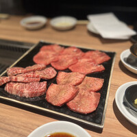 焼肉ホルモン 稲田 - 