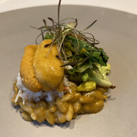 recte - 噴火湾毛蟹とイタリア米のリゾット、ロマネスコ、ウニ、アーモンド。