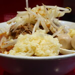 ラーメン二郎 - ラーメン半分＋ニンニク多め＋ショウガ半分SK